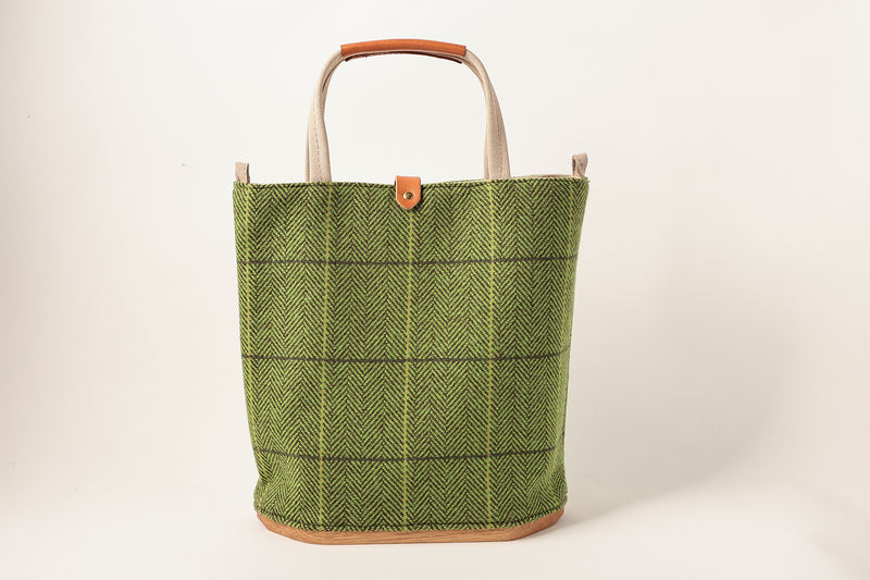 厚底仕様　ショルダー付　ナラの木と椅子張り生地のトートバッグ【Ribbonグリーン/イエロー/ブラウン】